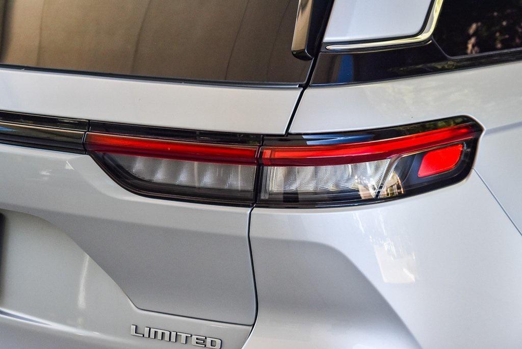 new 2025 Jeep Grand Cherokee car, priced at $44,745