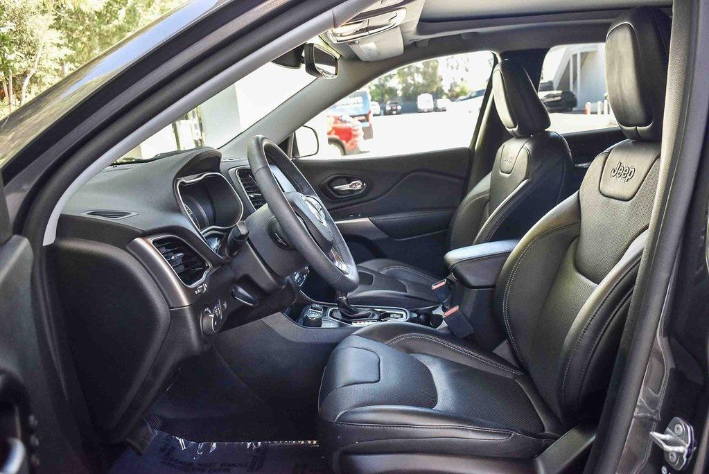used 2022 Jeep Cherokee car, priced at $27,995