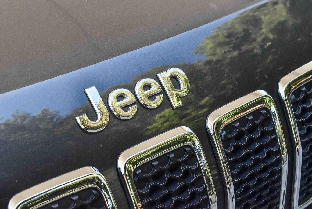 used 2022 Jeep Cherokee car, priced at $27,995