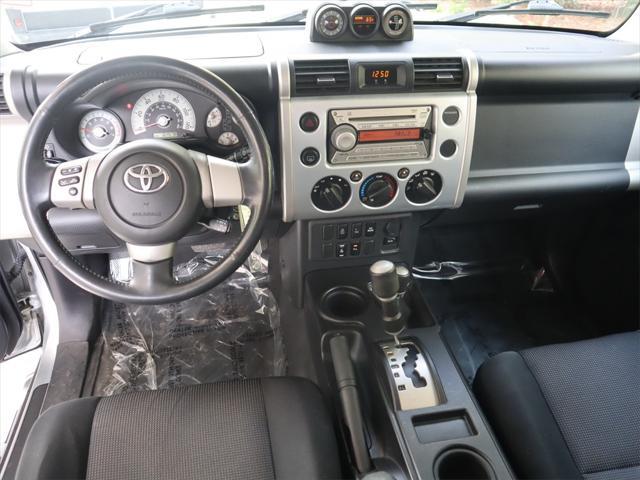 used 2007 Toyota FJ Cruiser car, priced at $17,995