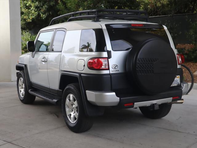 used 2007 Toyota FJ Cruiser car, priced at $17,995