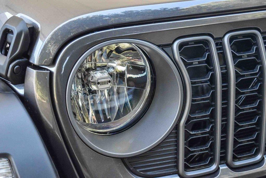 new 2025 Jeep Wrangler car, priced at $39,445