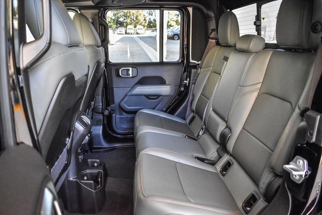 new 2026 Jeep Gladiator car, priced at $64,365