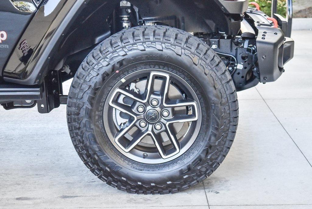 new 2026 Jeep Gladiator car, priced at $64,365