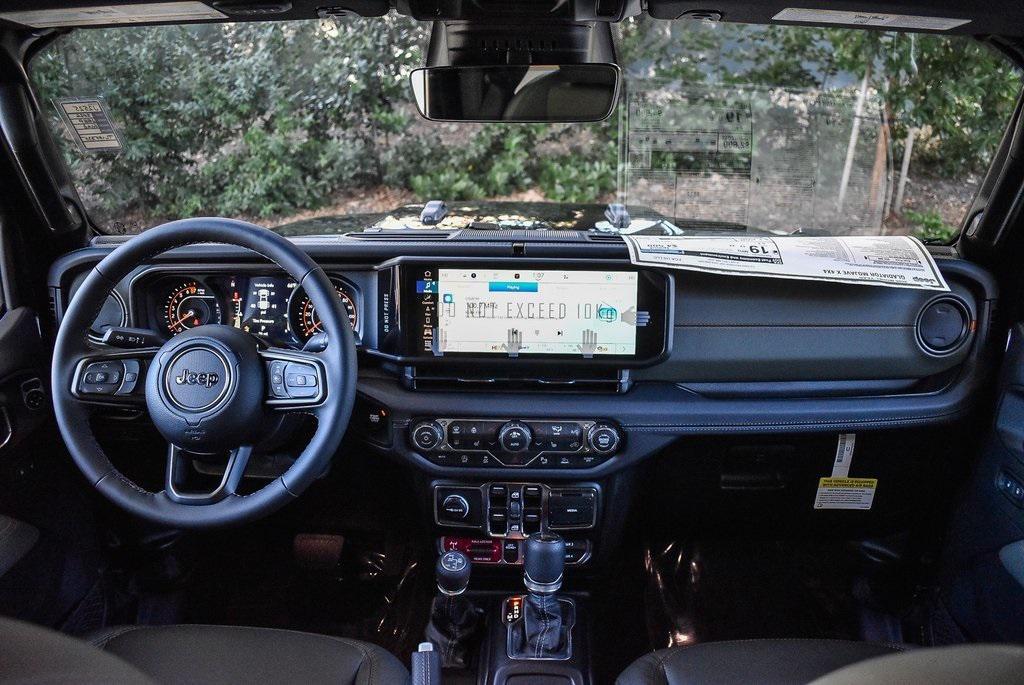 new 2026 Jeep Gladiator car, priced at $64,365