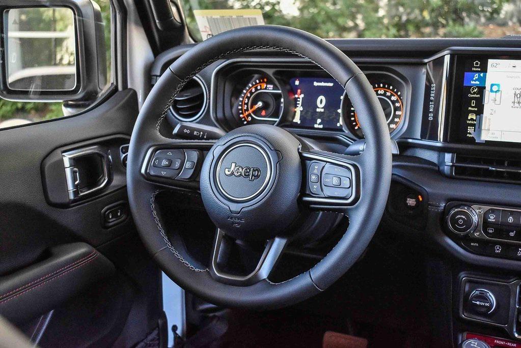 new 2025 Jeep Gladiator car, priced at $54,770