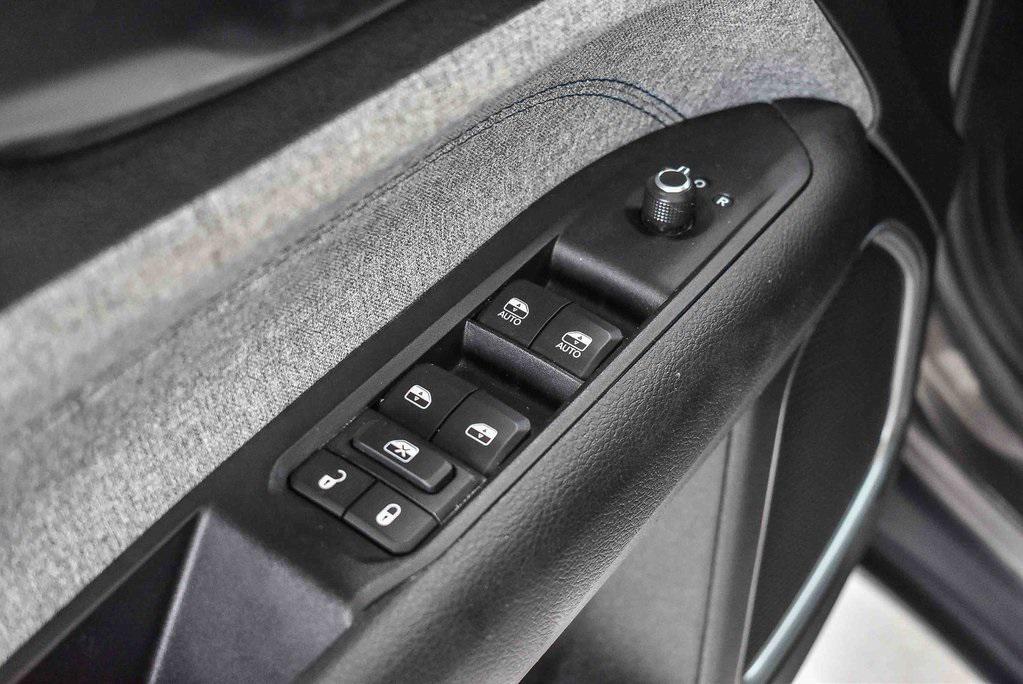 used 2022 Jeep Compass car, priced at $19,995