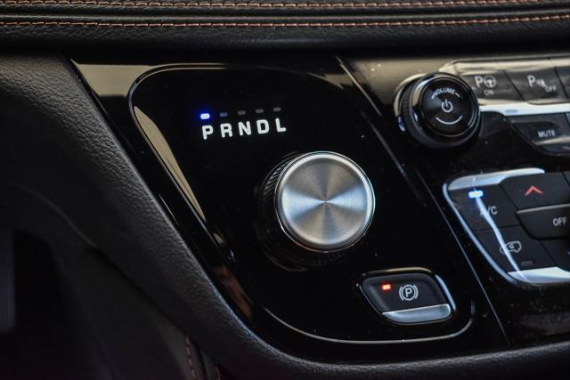 new 2025 Chrysler Pacifica car, priced at $55,324
