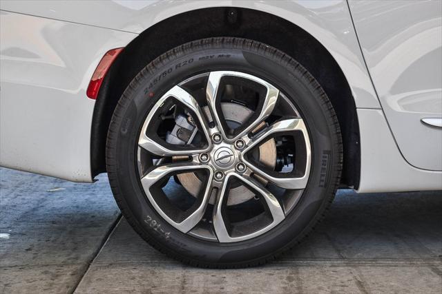 new 2025 Chrysler Pacifica car, priced at $55,324