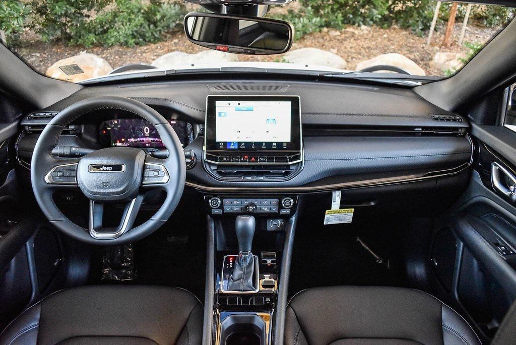 new 2026 Jeep Compass car, priced at $39,400