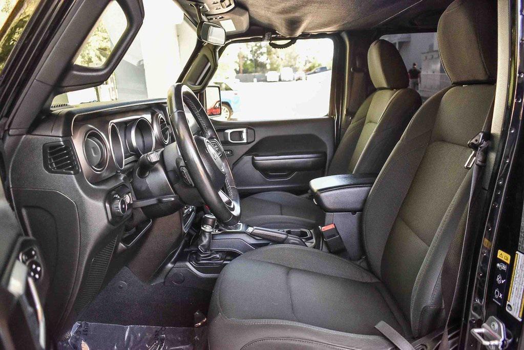 used 2020 Jeep Wrangler Unlimited car, priced at $27,500
