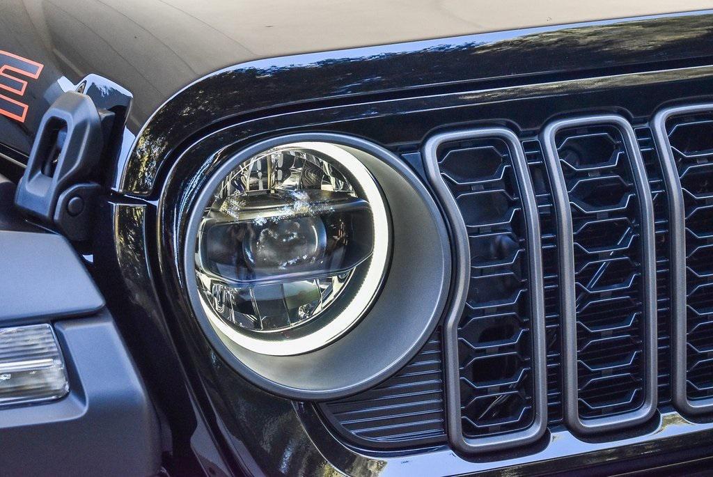 new 2026 Jeep Gladiator car, priced at $61,895