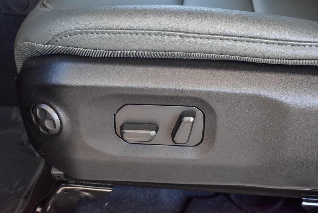 new 2026 Jeep Gladiator car, priced at $61,895