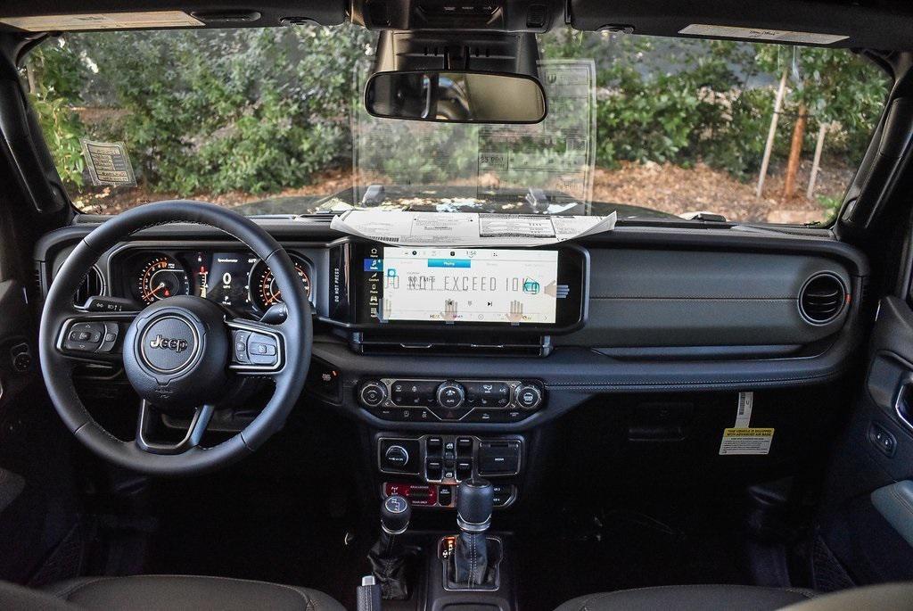 new 2026 Jeep Gladiator car, priced at $61,895