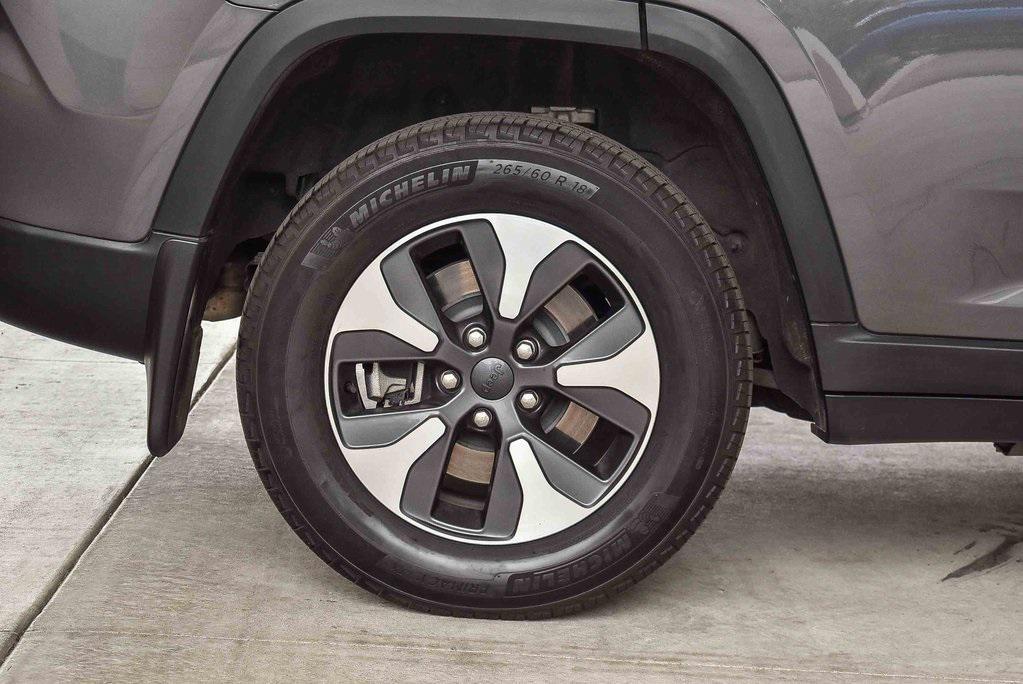 used 2022 Jeep Grand Cherokee 4xe car, priced at $31,995