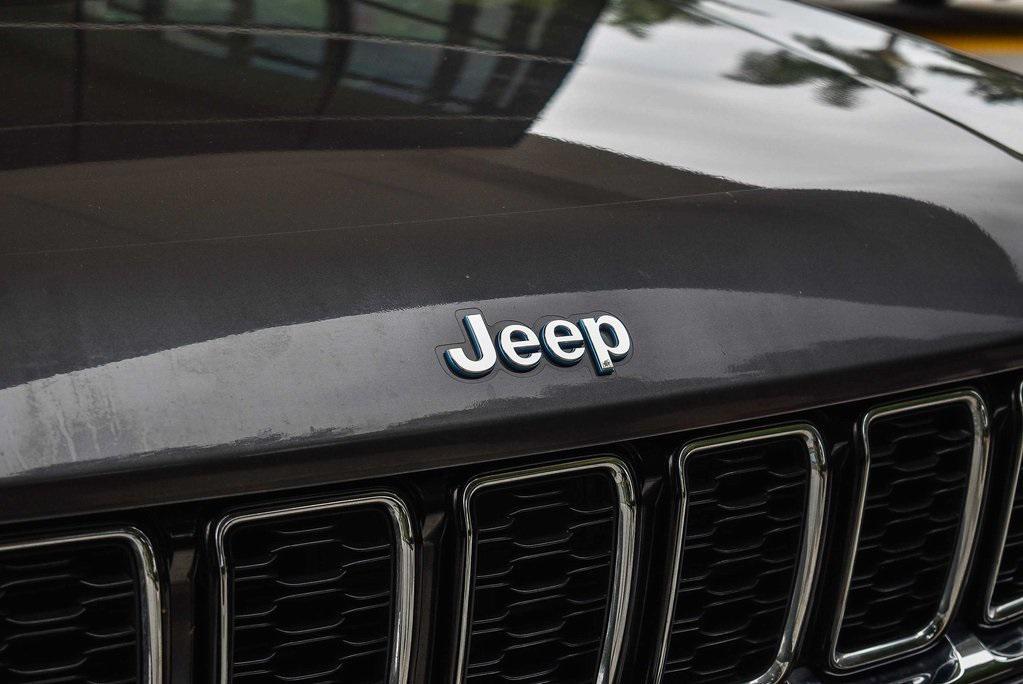 used 2022 Jeep Grand Cherokee 4xe car, priced at $31,995