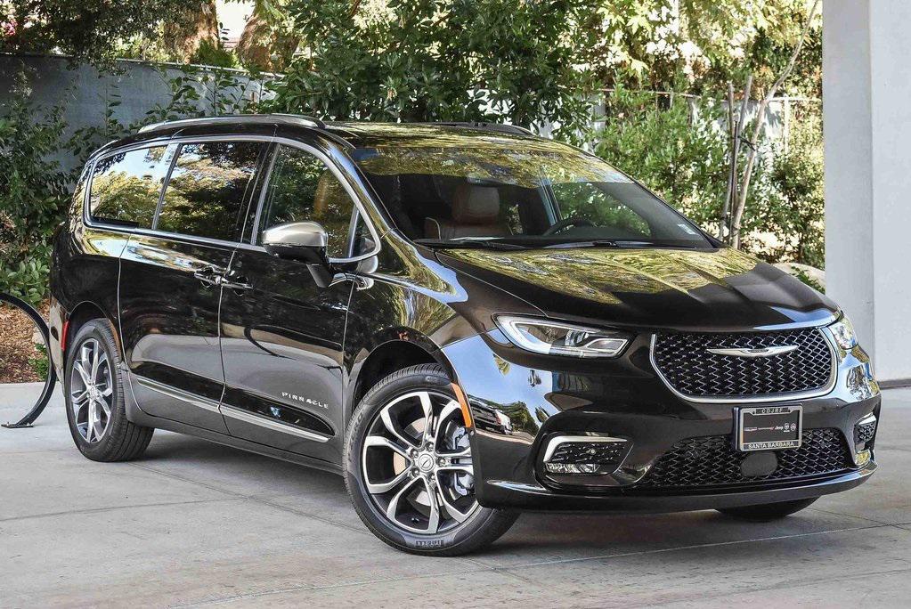 new 2026 Chrysler Pacifica car, priced at $58,815