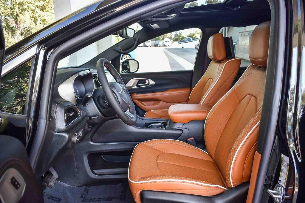 new 2026 Chrysler Pacifica car, priced at $58,815