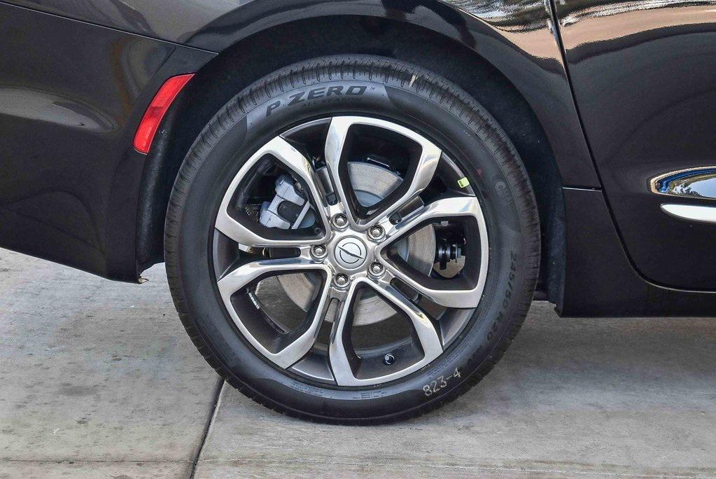 new 2026 Chrysler Pacifica car, priced at $58,815