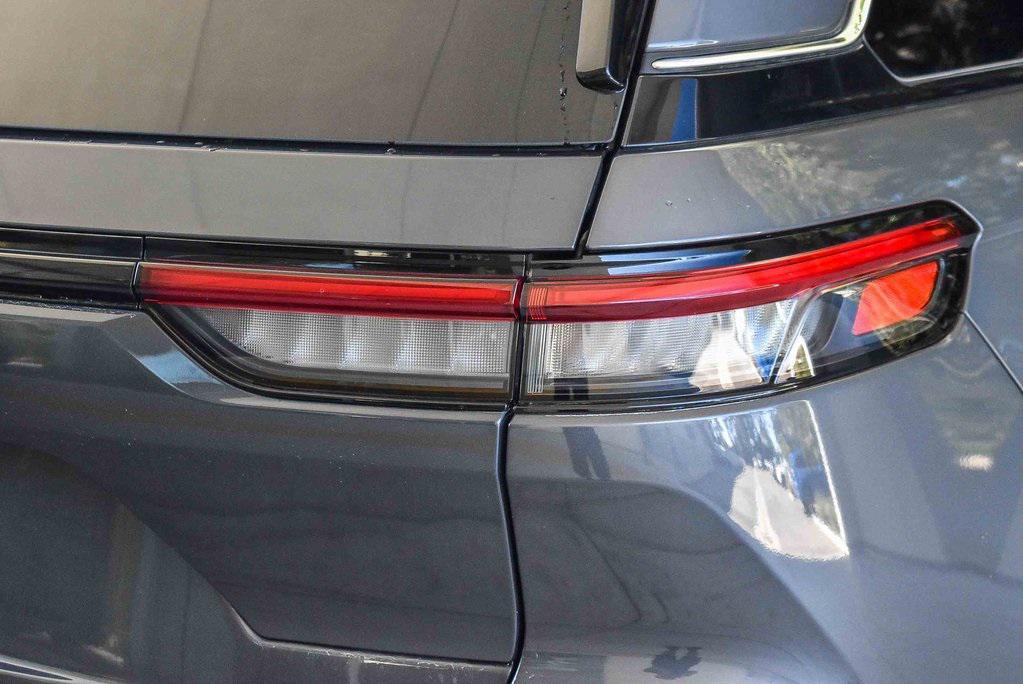 used 2022 Jeep Grand Cherokee 4xe car, priced at $29,995