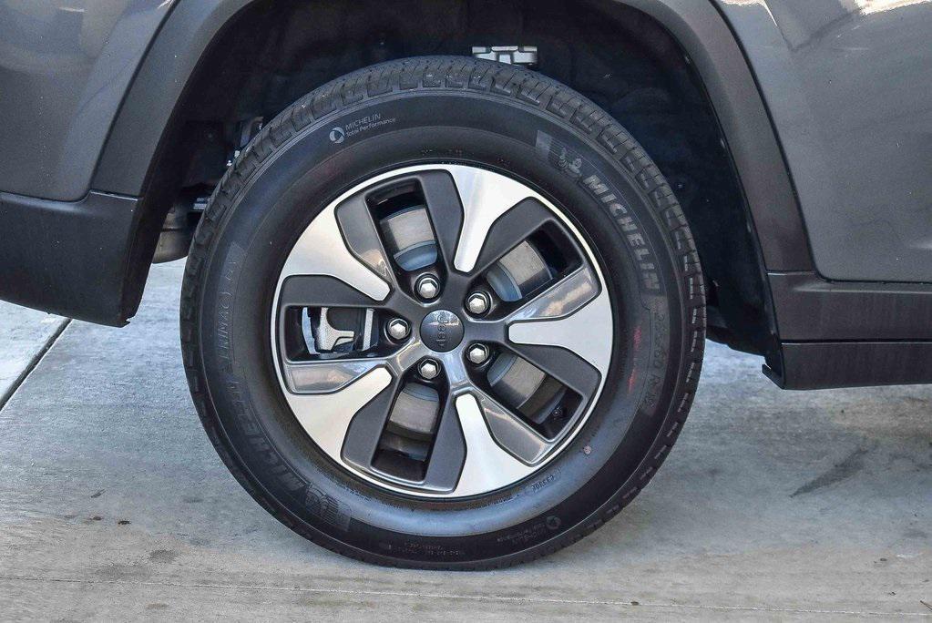 used 2022 Jeep Grand Cherokee 4xe car, priced at $29,995