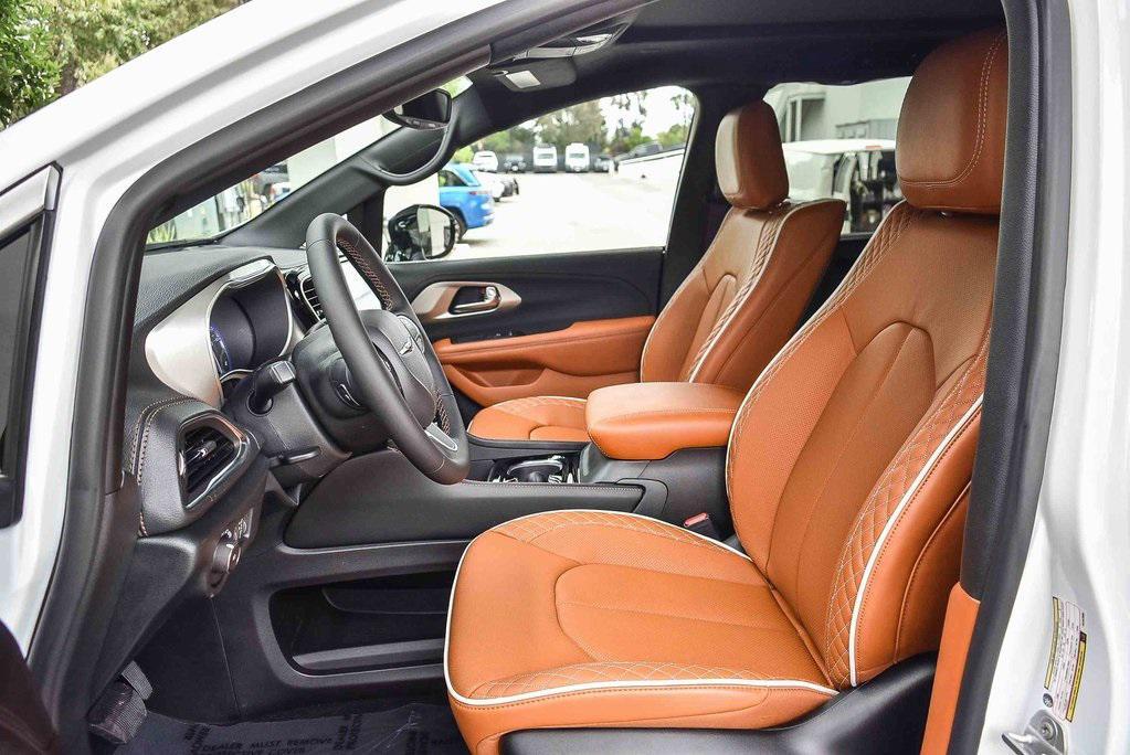 new 2026 Chrysler Pacifica car, priced at $61,440