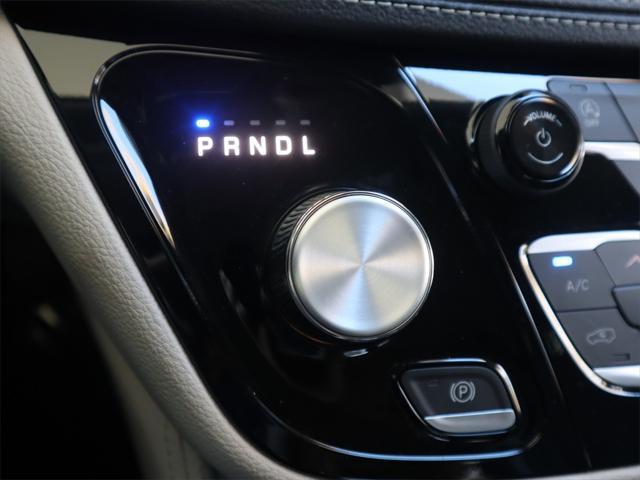 new 2023 Chrysler Pacifica car, priced at $48,995