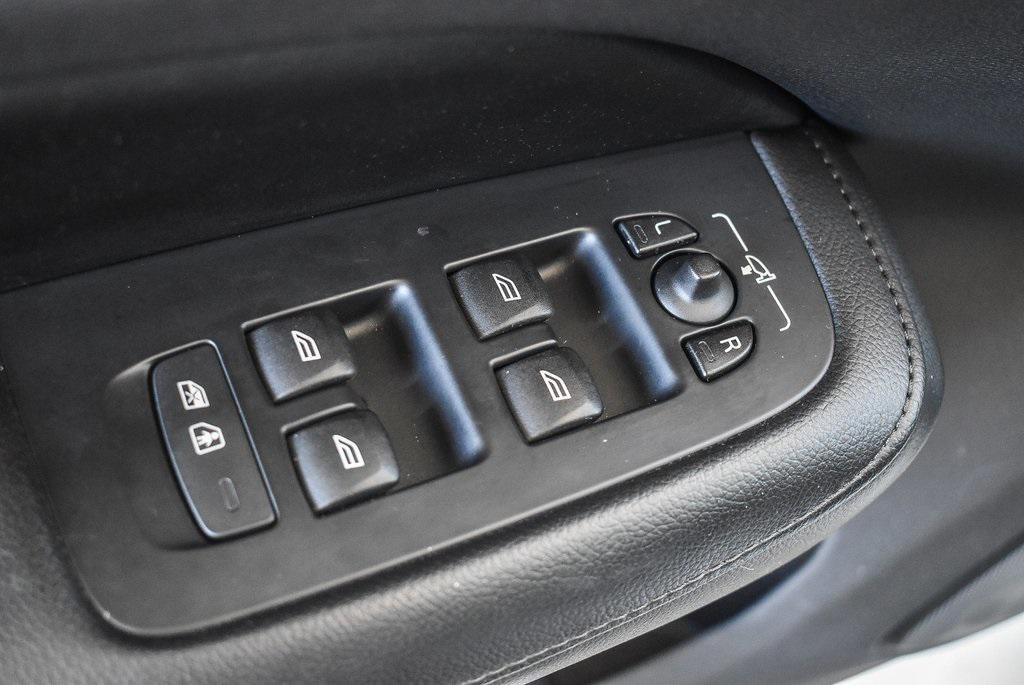 used 2022 Volvo S60 car, priced at $24,500