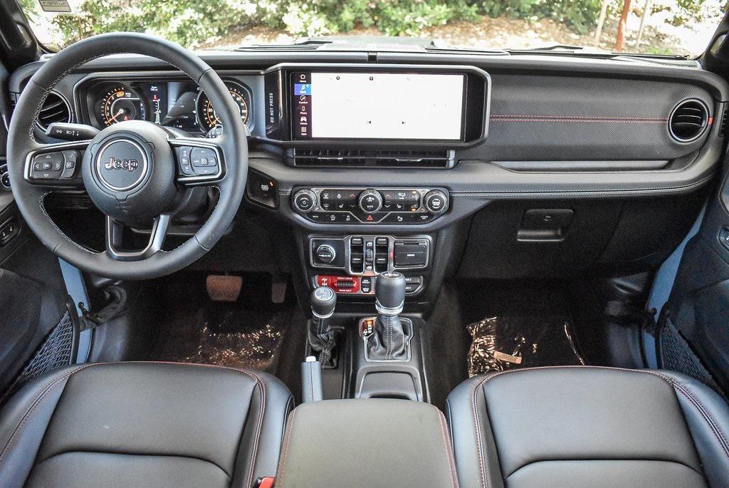 new 2025 Jeep Wrangler car, priced at $72,685