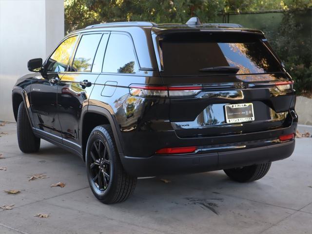 new 2025 Jeep Grand Cherokee car, priced at $42,525