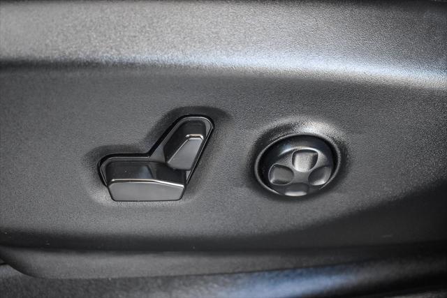 used 2023 Chrysler Pacifica Hybrid car, priced at $32,500