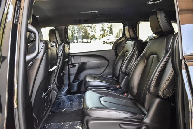used 2023 Chrysler Pacifica Hybrid car, priced at $32,500