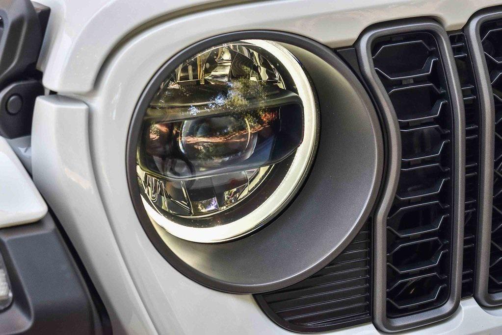 new 2025 Jeep Wrangler car, priced at $61,195
