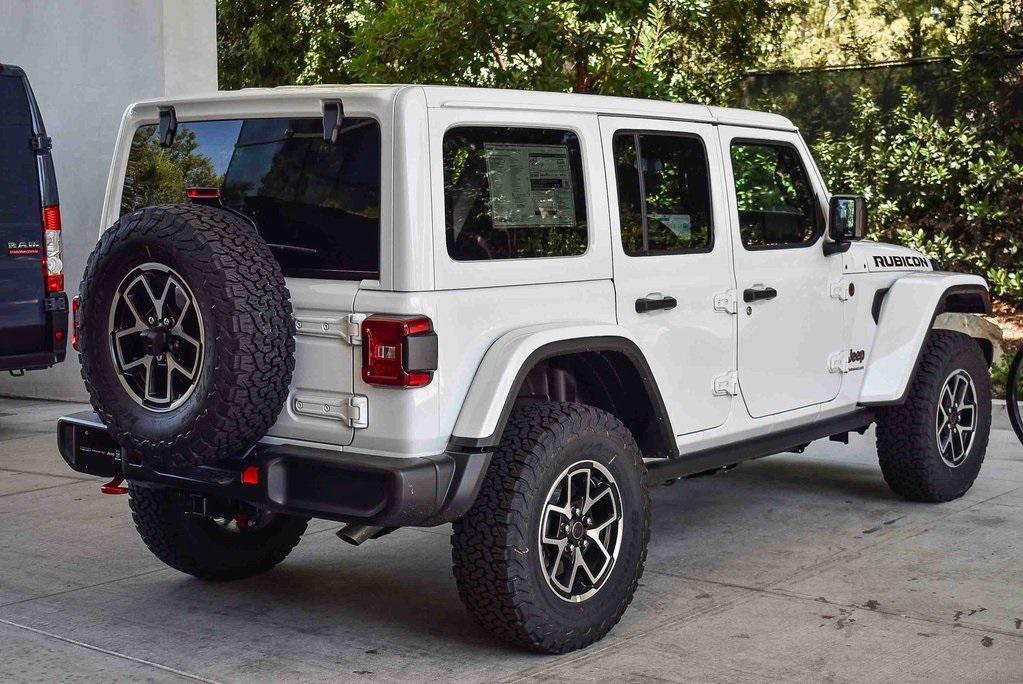 new 2025 Jeep Wrangler car, priced at $61,195
