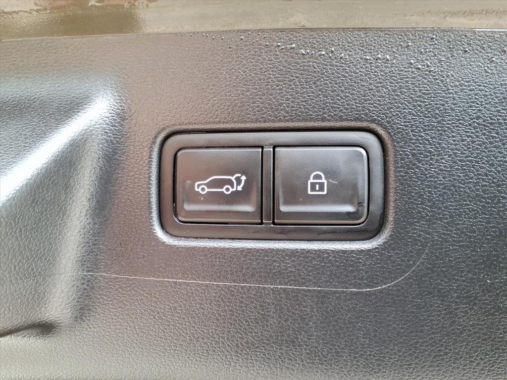 used 2025 Hyundai Santa Fe car, priced at $37,791