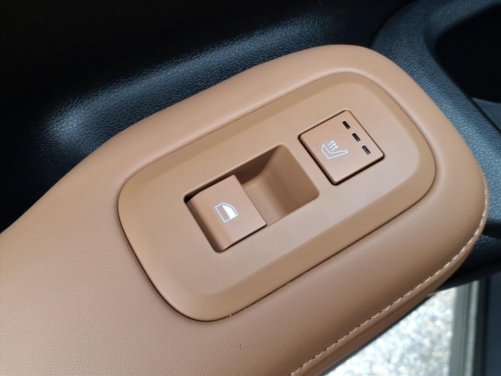 used 2025 Hyundai Santa Fe car, priced at $37,791