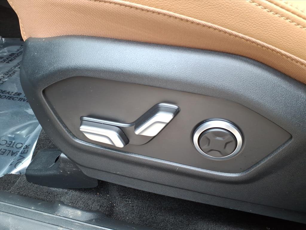 used 2025 Hyundai Santa Fe car, priced at $37,791