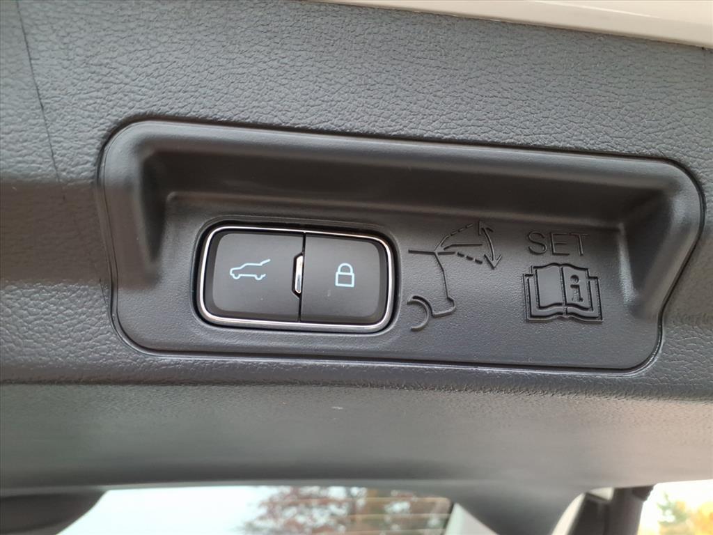 new 2025 Ford Explorer car, priced at $49,810