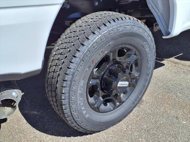 new 2025 Ford F-350 car, priced at $67,175