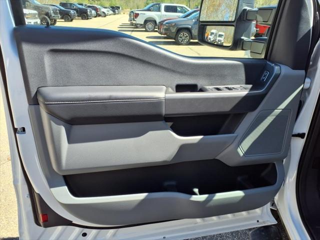 new 2025 Ford F-350 car, priced at $67,175
