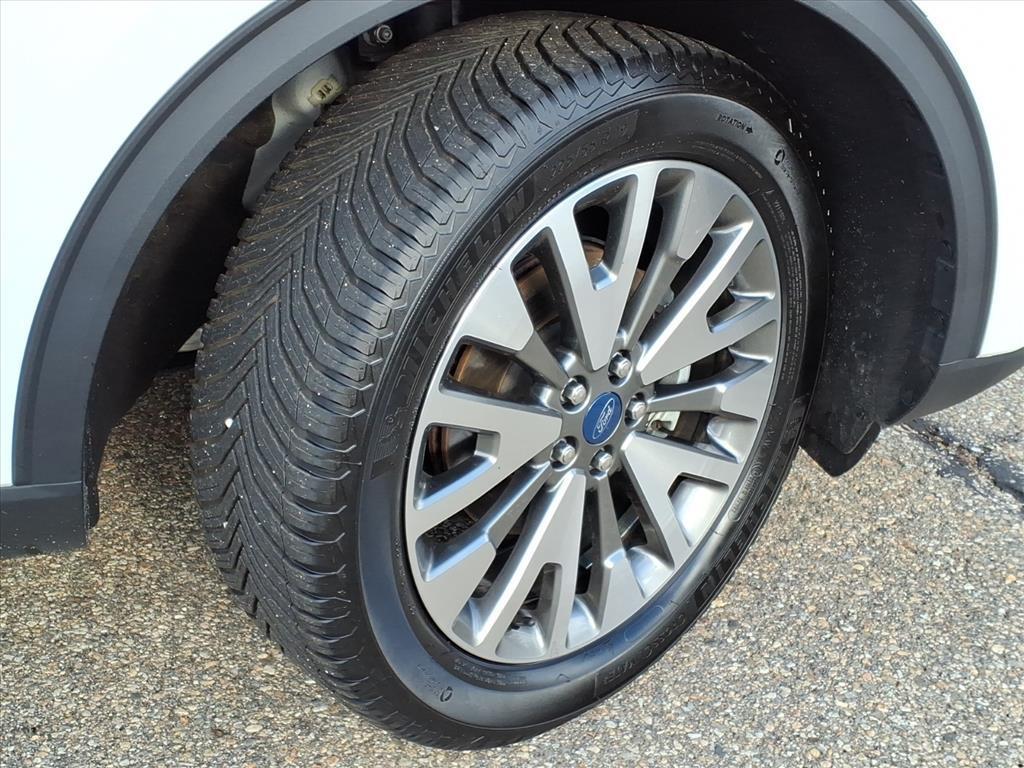 used 2022 Ford Escape car, priced at $23,986