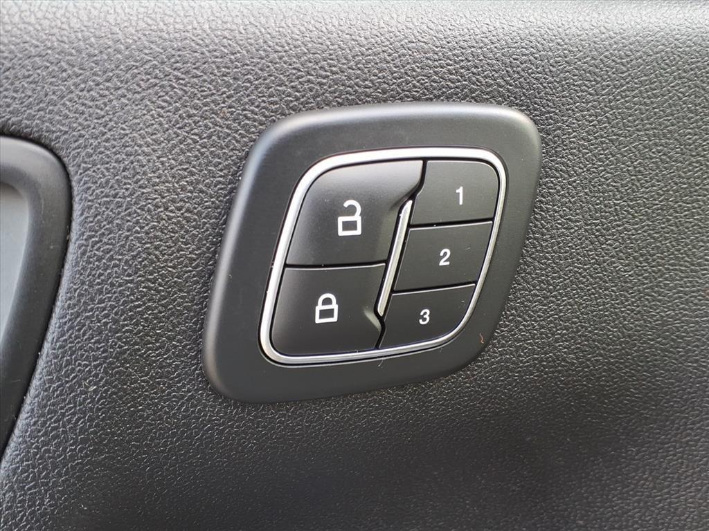 used 2022 Ford Escape car, priced at $23,986