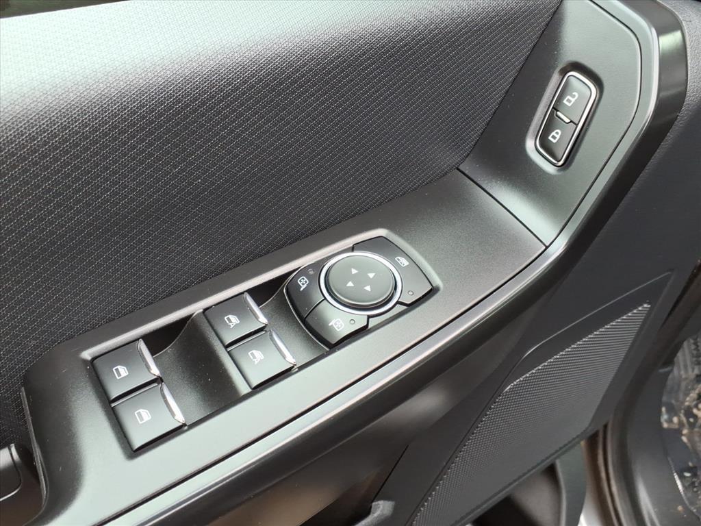 used 2023 Ford F-150 car, priced at $38,998