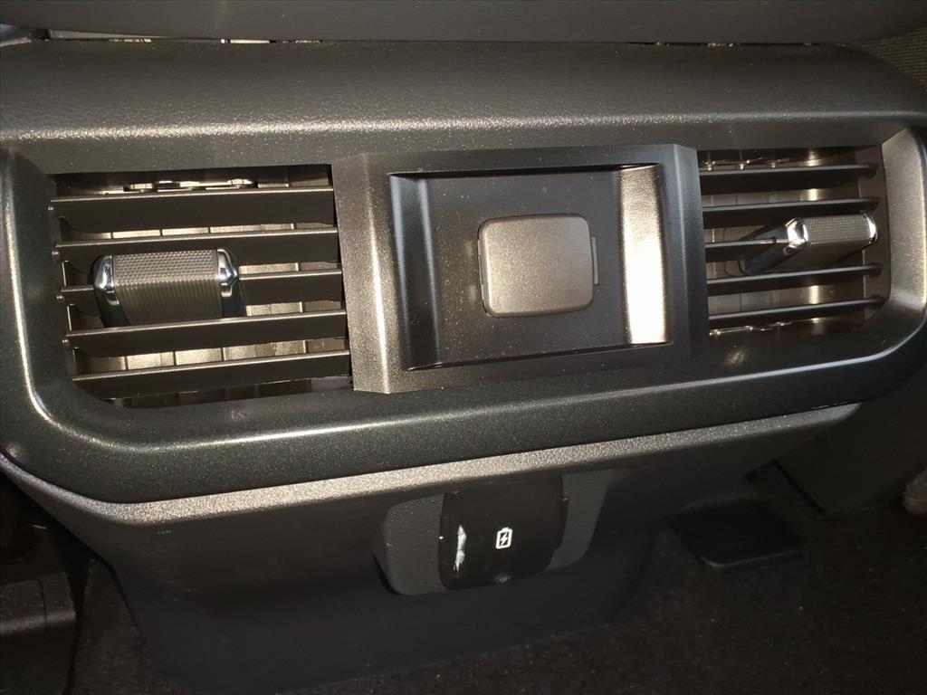 used 2023 Ford F-150 car, priced at $38,998