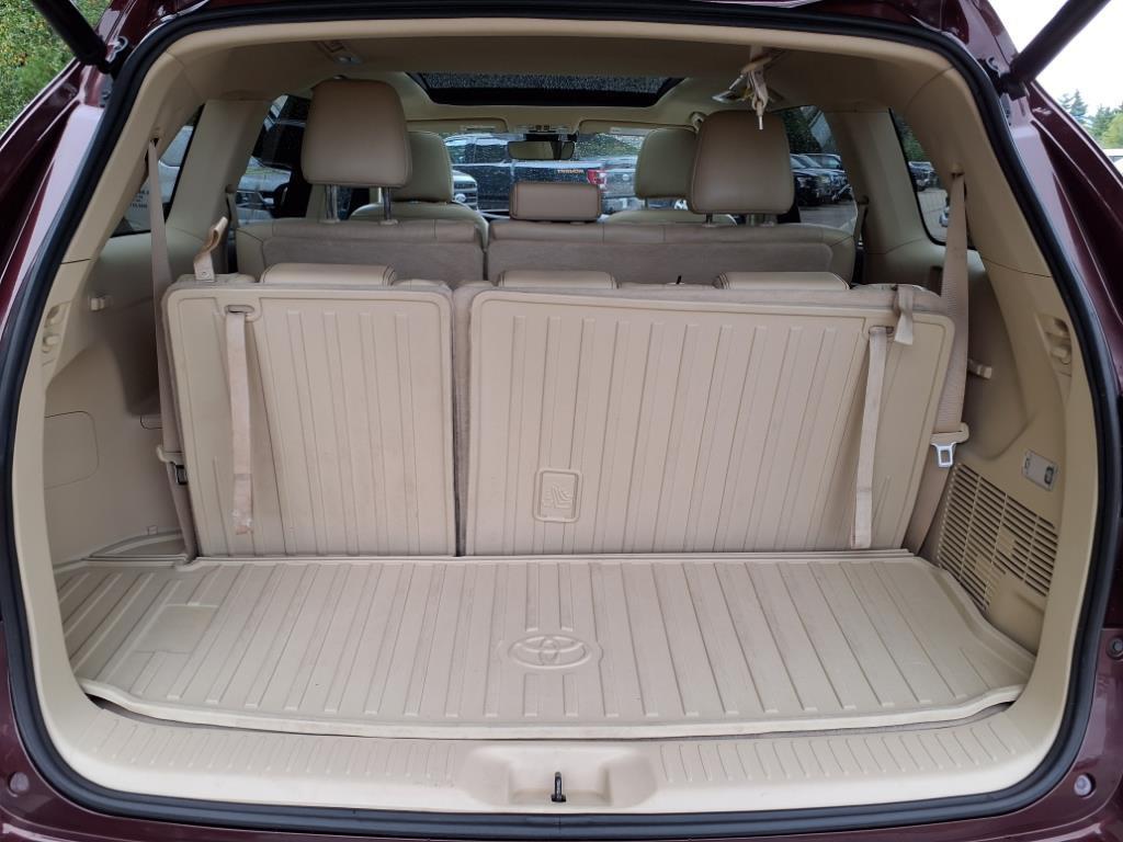 used 2018 Toyota Highlander car, priced at $25,149