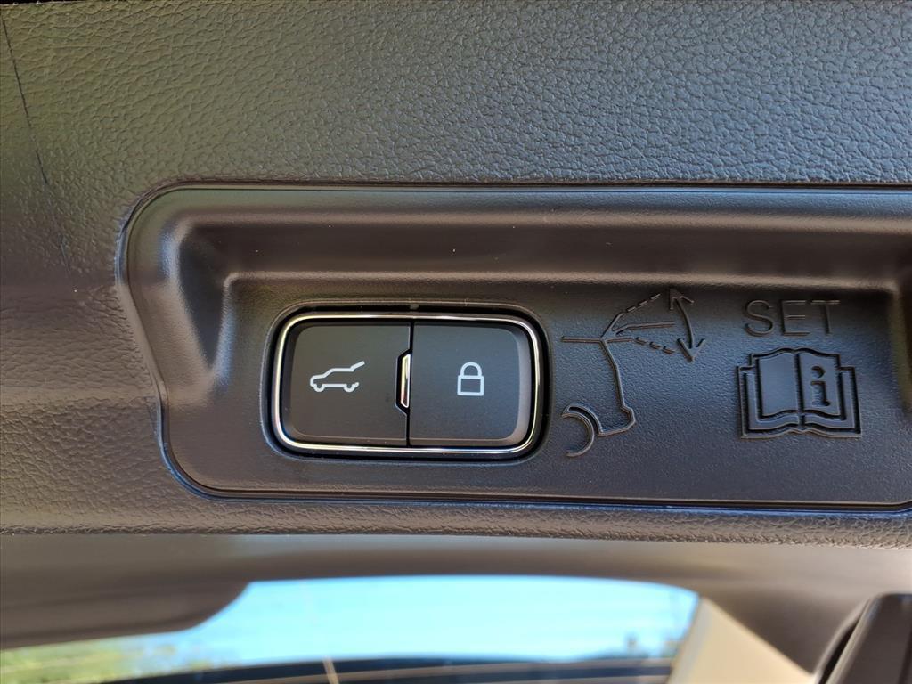 new 2025 Ford Explorer car, priced at $49,255