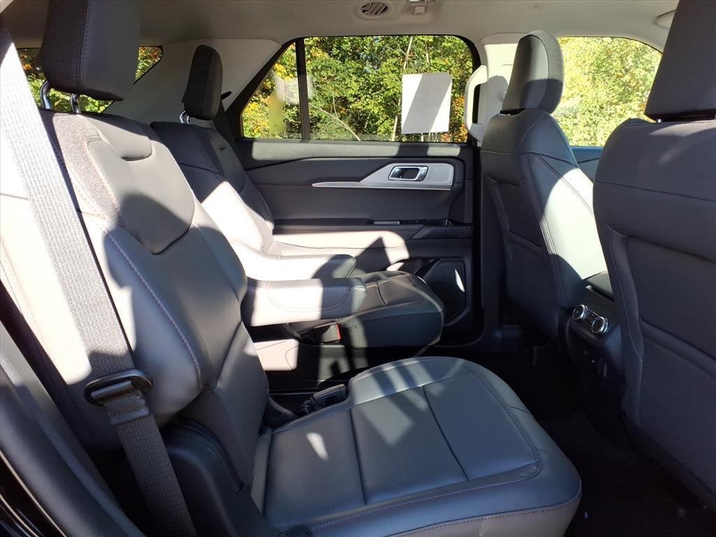 new 2025 Ford Explorer car, priced at $49,255