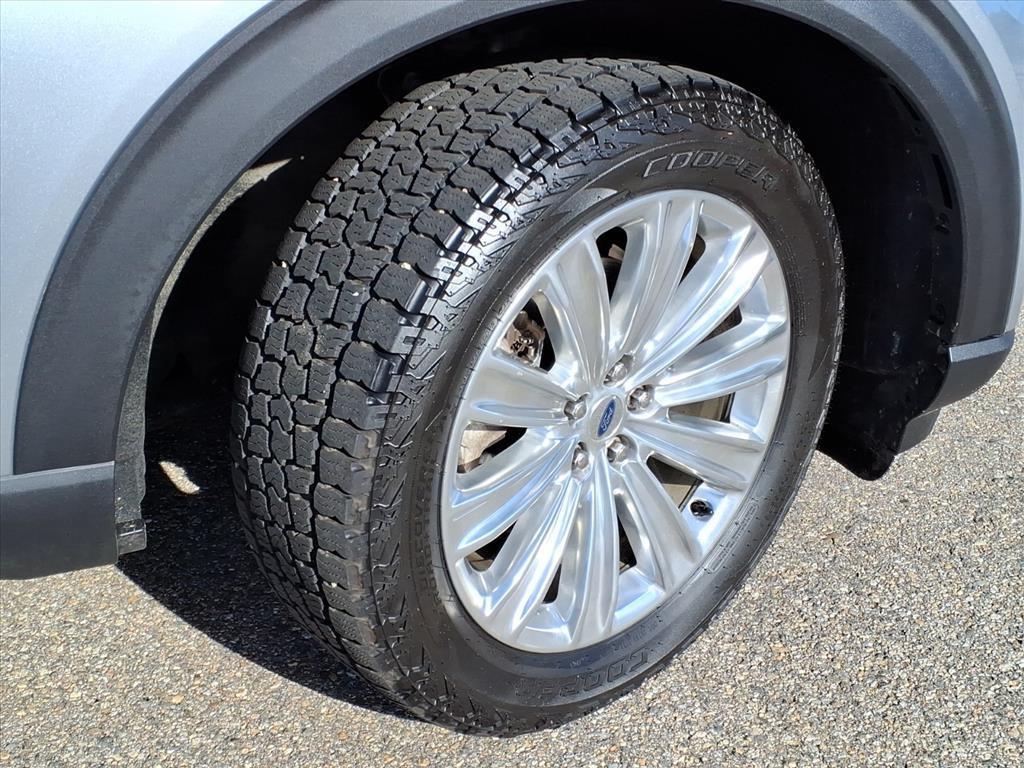 used 2020 Ford Explorer car, priced at $25,192