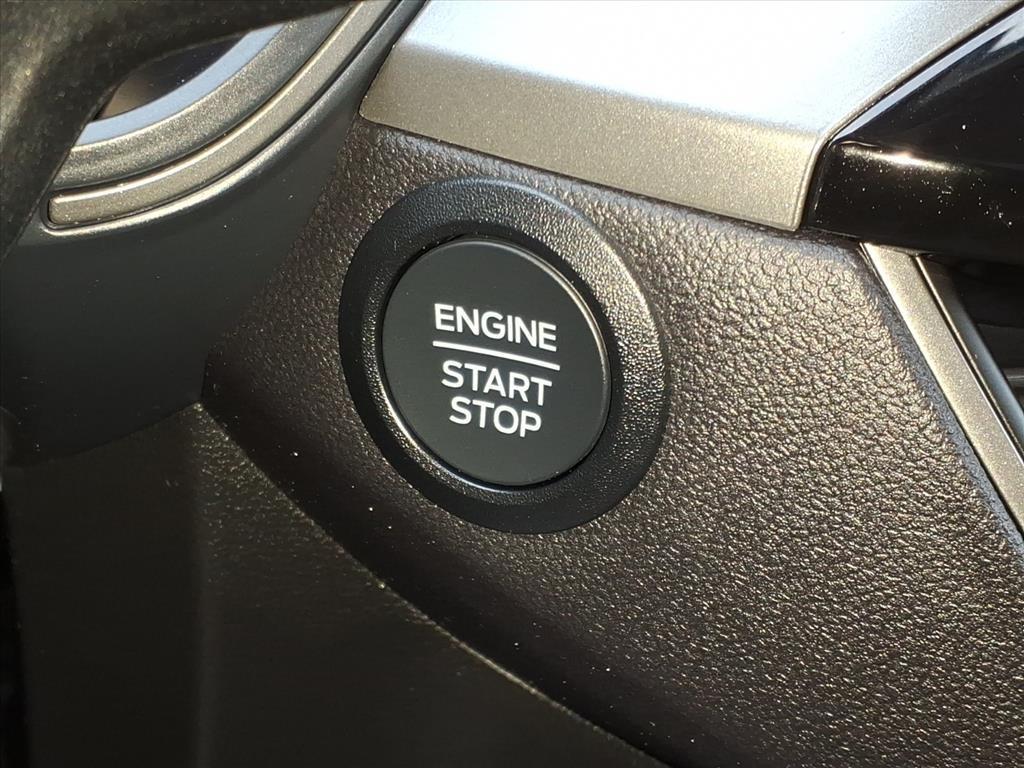 used 2025 Ford Escape car, priced at $25,554