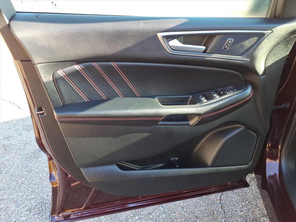 used 2022 Ford Edge car, priced at $25,998